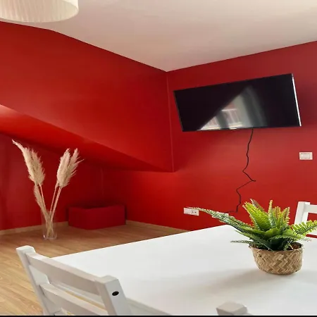 아파트 Rojo, Precioso Atico En 리베이라